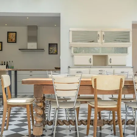 بيت للعطل En Famille A L'oasis